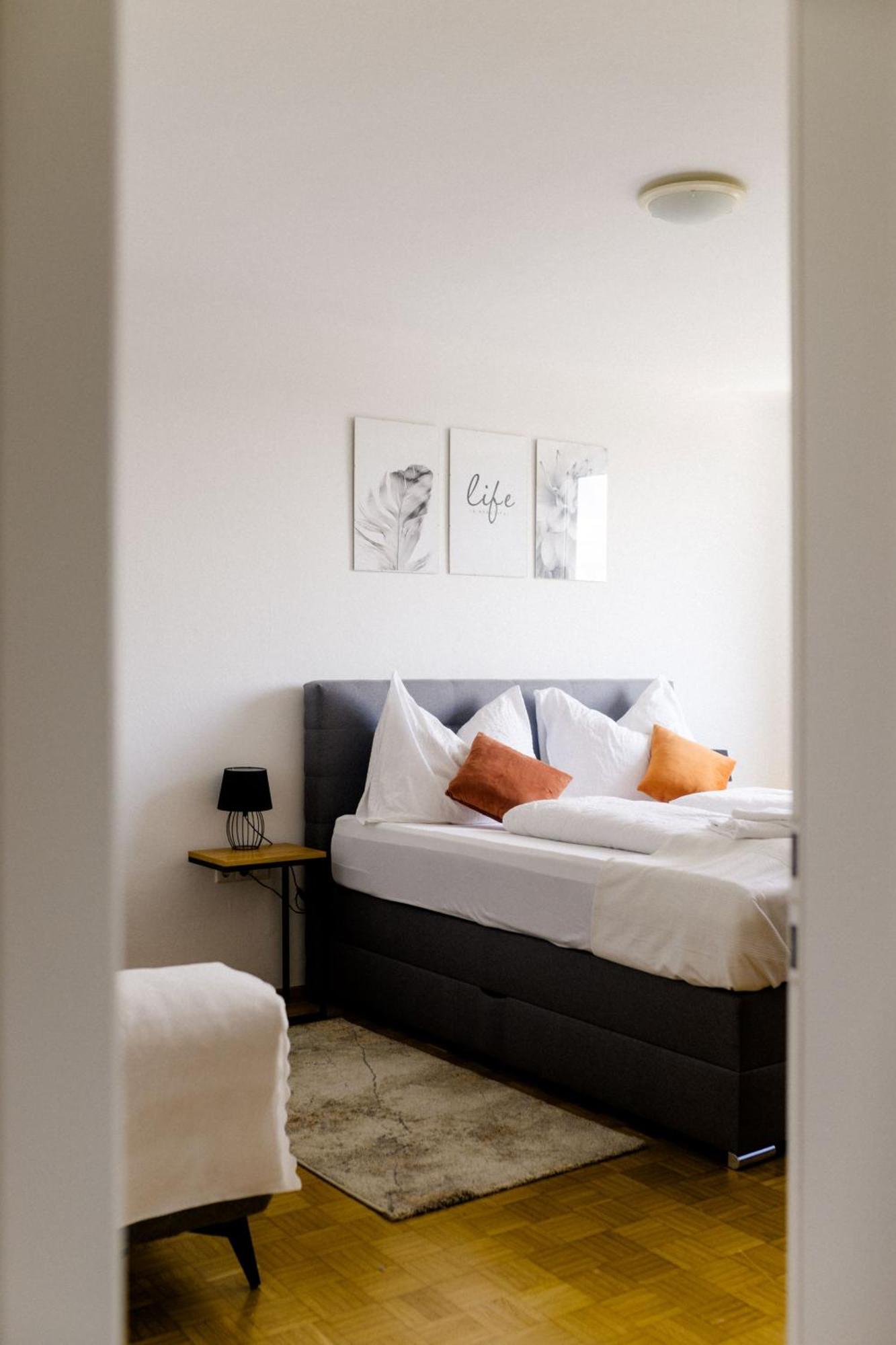 Tamliving Zentrum Luxus Parken Messe Wifi Traumaussicht Sunrise&Sunset Graz Esterno foto